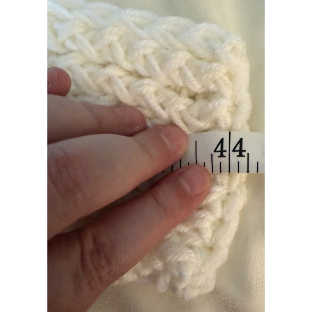 White And Cream Knit Beanie And Scarf Set For Kids - Picture 6 of 8